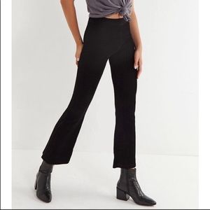 Urban Outfitters Cassidy Velvet Flare Pant Black